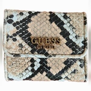 New.  Guess small snake skin pattern logo wallet fancy sesy organizer